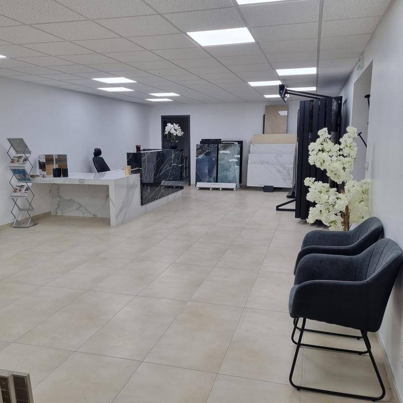 intérieur du showroom Paveigor